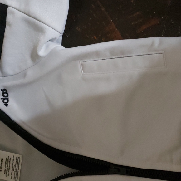 Adidas jogging set - Picture 3 of 3